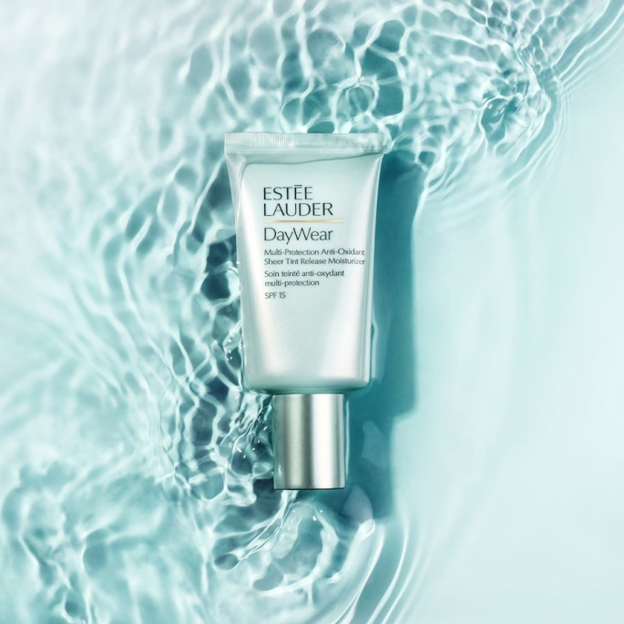 Estée Lauder DayWear - Sheer Tint Release