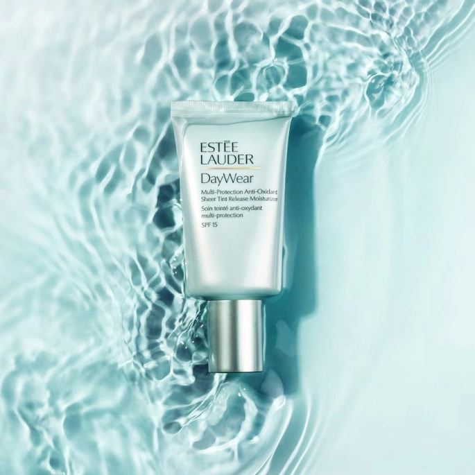 Estée Lauder DayWear - Sheer Tint Release