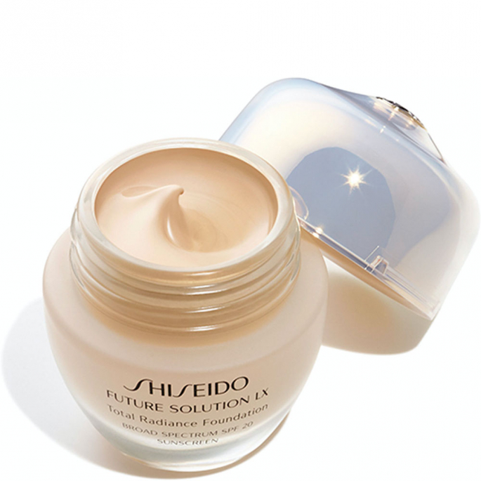 Shiseido Future Solution LX - Total Radiance Foundation 30ml