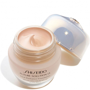 Shiseido Future Solution LX - Total Radiance Foundation 30ml